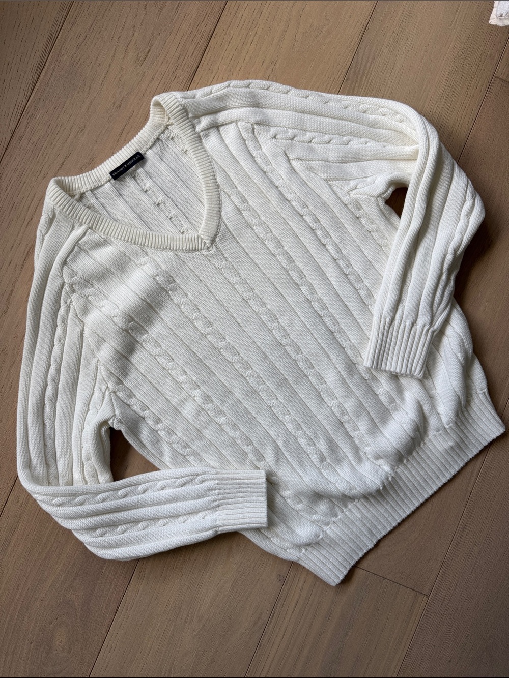 Classic V-Neck Cable Knit Sweater - cream